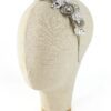 Cerchietto gioiello con filigrane metalliche color argento ricamate con filo metallico. Pezzo unico. Prodotto realizzato a mano in Italia.